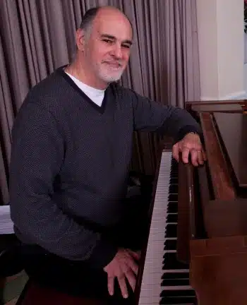 Jeremy Kahn at the Oak Park Arms