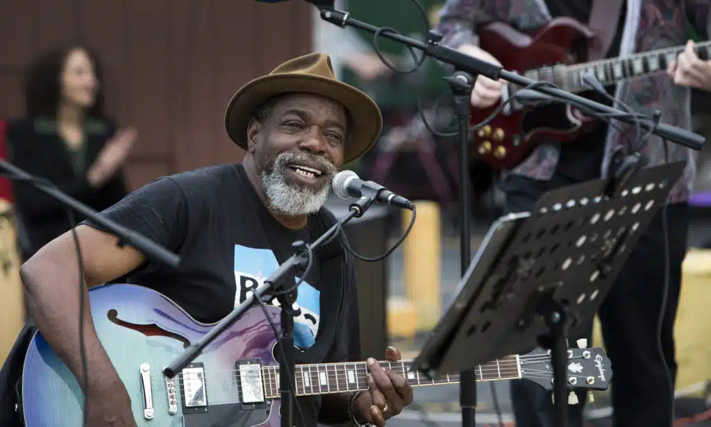 Lurrie Bell